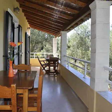 Apartamento Magdalini *