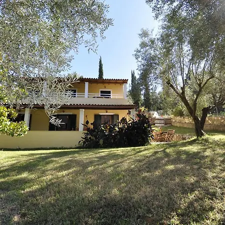 Magdalini Афионас